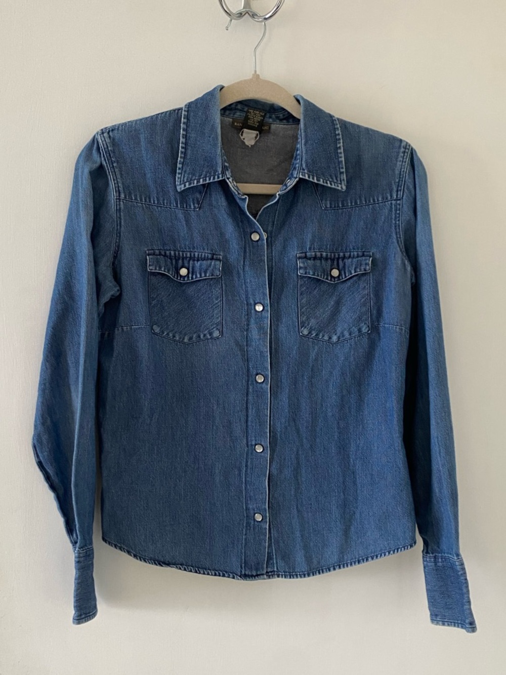 Banana Republic Chambray Shirt Soft Worn-in Denim Button Down Western Medium